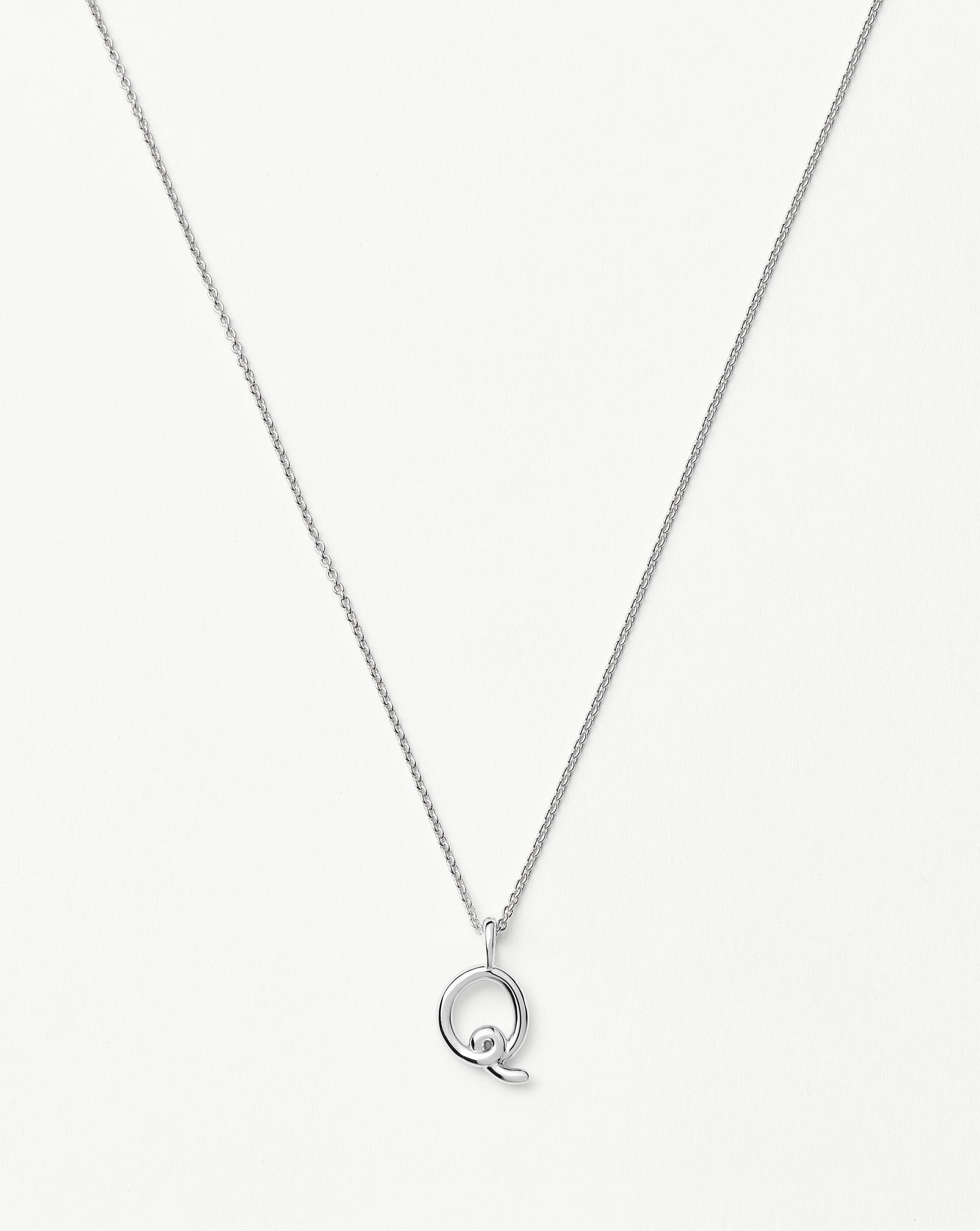Curly Molten Mini Initial Necklace - Q | Sterling Silver