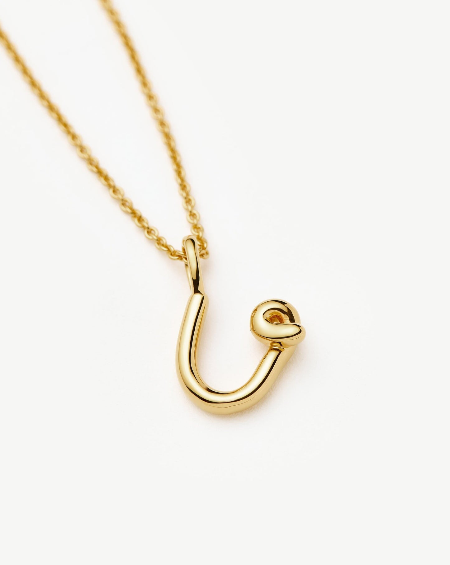 Curly Molten Mini Initial Necklace - U | 18ct Gold Vermeil